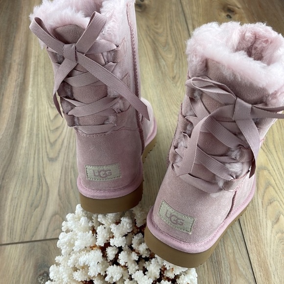 🌴🔆UGG - SHORT CONTINUITY BOW BOOTS🔆🌴 - Picture 10 of 16